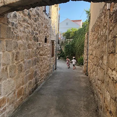 Apartment Eco Style Sutivan